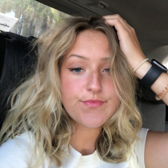 Meet your Posher, Skylar - Picture 1 of 1